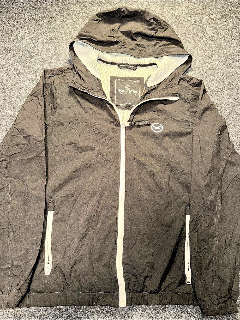 Original Hollister Unisex ZipUp Windbreaker Jacket Size S Black And White